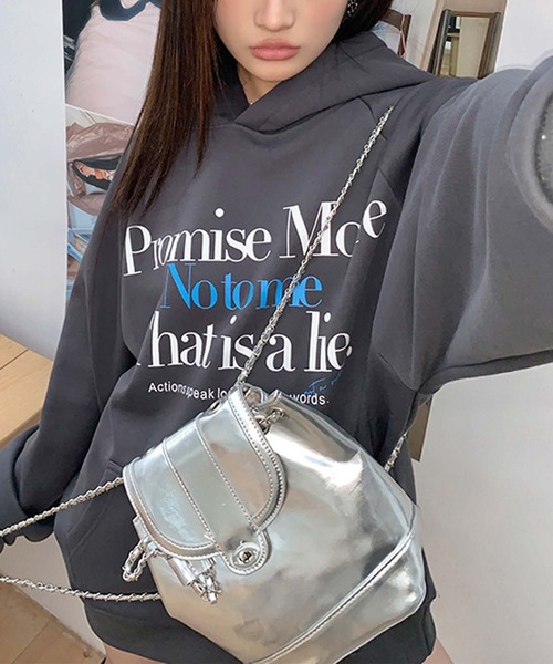 LAFFMO(ラフモ)の「ロゴプリント裏起毛フーディー(スウェット・レディース・グレー・S/M/L)」の15枚目の写真