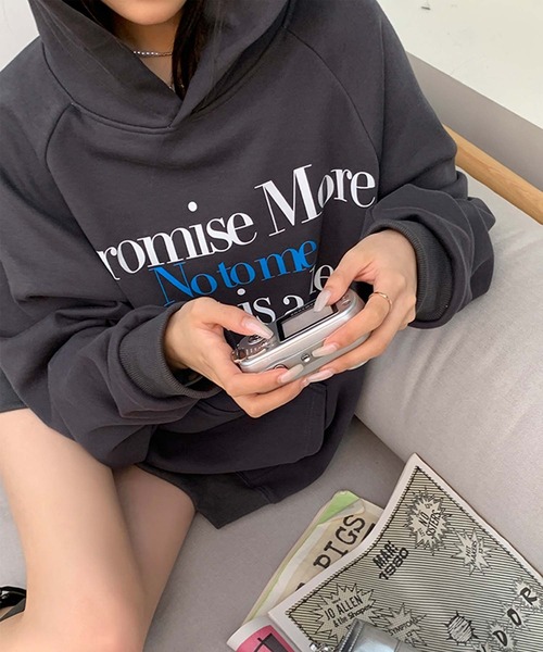 LAFFMO(ラフモ)の「ロゴプリント裏起毛フーディー(スウェット・レディース・グレー・S/M/L)」の16枚目の写真