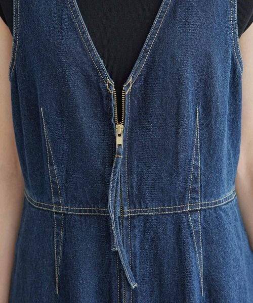 ROPE' PICNIC(ロペピクニック)の「デニムジャンスカワンピース(ジャンパースカート・レディース・ネイビー/ブルー・38/36)」の19枚目の写真