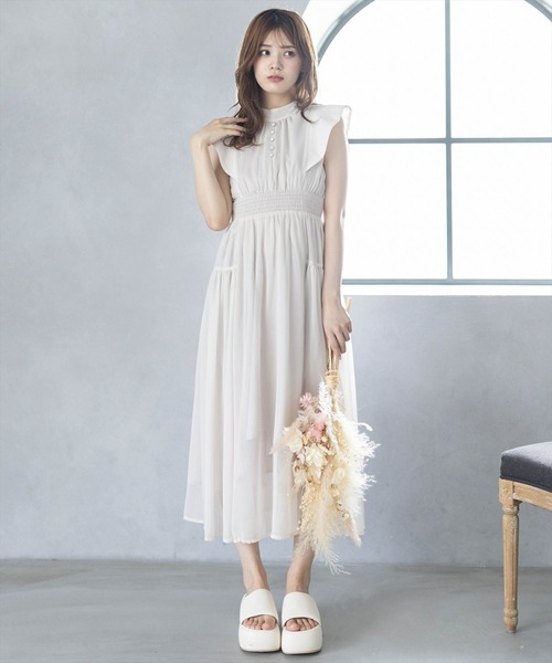 clear(クリア)の「ウエストシャーリングバックリボンノースリーブワンピース(ワンピース・レディース・ライトベージュ/ブラック/ブルーグレー・F)」の4枚目の写真