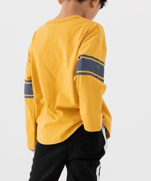 chil2(チルツー)の「プリント フットボール長袖Tシャツ(Tシャツ/カットソー・キッズ・C/D/E/F/A/B・80cm/90cm/100cm/110cm/120cm/130cm/140cm)」の10枚目の写真