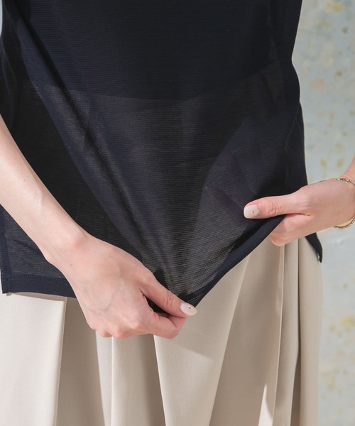 URBAN RESEARCH ROSSO WOMEN(アーバンリサーチ ロッソ)の「シアーフライスTシャツ(Tシャツ/カットソー・レディース・ベージュ系その他/ネイビー・FREE)」の6枚目の写真