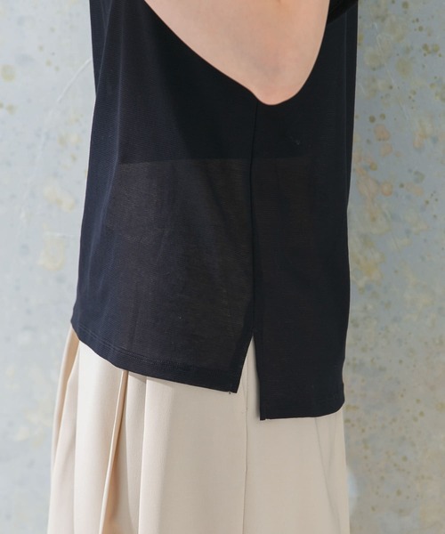 URBAN RESEARCH ROSSO WOMEN(アーバンリサーチ ロッソ)の「シアーフライスTシャツ(Tシャツ/カットソー・レディース・ベージュ系その他/ネイビー・FREE)」の21枚目の写真