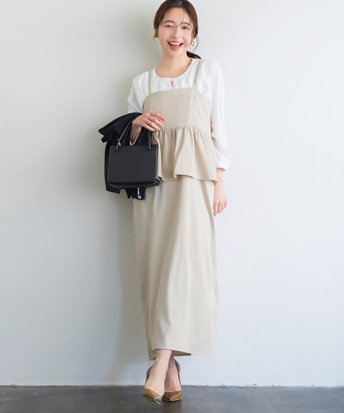 coca（coca）（コカ）の「バックリボンペプラムキャミワンピース | セレモニー オフィス ママスーツ フォーマルウェア スーツ 卒業式（ワンピース・レディース・ライトベージュ/ブラック/チャコール/ブラウン・M/L/S）」の4枚目の写真