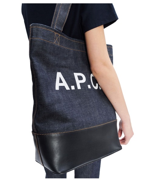 A.P.C.（アーペーセー）の「TOTE AXEL  24A（トートバッグ・メンズ・ブラウン系その他/ネイビー・ONESIZE）」の13枚目の写真