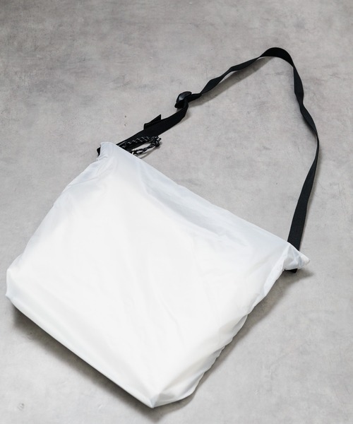 Gramicci(グラミチ)の「★GRAMICCI★ MICRO RIPSTOP SIDE BAG(ショルダーバッグ・レディース・アイボリー・FREE)」の1枚目の写真