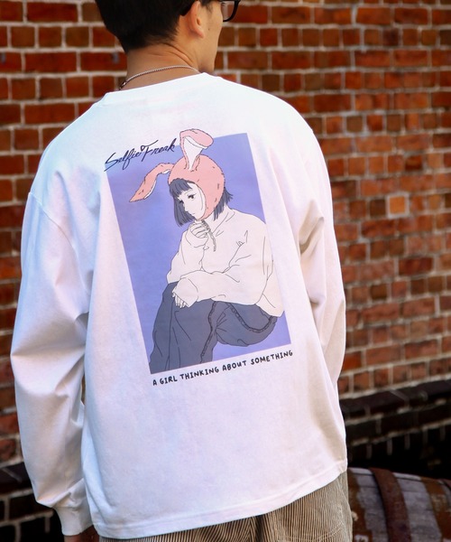 セール】【Selfie freak】 イラスト バックプリント うさ耳ガール 長袖