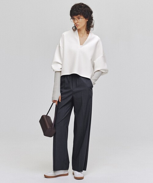 UNFILO(アンフィーロ)の「タックワイドパンツ(その他パンツ・レディース・グレー系/ブラウン系3/ベージュ系/ブラック系・X-SMALL/SMALL/MEDIUM/LARGE)」の12枚目の写真