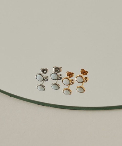 ciite' surgical stainless(シーテサージカルステンレス)の「【 金属アレルギー対応 】 シンプルピアス サージカルステンレス (両耳用)(ピアス(両耳用)・レディース・シルバー/ゴールド・FREE)」の3枚目の写真