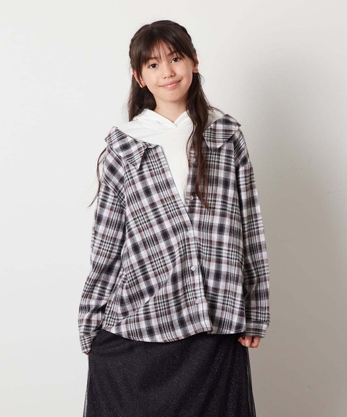 a.v.v（アーヴェヴェ）の「[140-150]【ふんわり重ね着】レイヤードシャツ（シャツ/ブラウス・キッズ・ブラック/ブルー・140/150）」の17枚目の写真