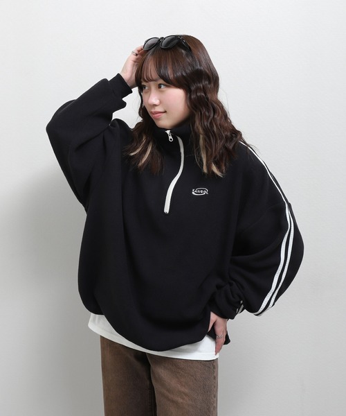 KANGOL（カンゴール）の「【KANGOL】 マイクロ フリース 袖ライン ラグラン 長袖 ハーフジップ プルオーバー スウェット / トレーナー（スウェット・レディース・ブラック×ホワイト/グレー系1/ブルー系/ホワイト×ブルー/ホワイト×ブラック/チャコールグレー×ブラック/ブラック×ブルー/ネイビー系/グレー系・MEDIUM/LARGE）」の4枚目の写真