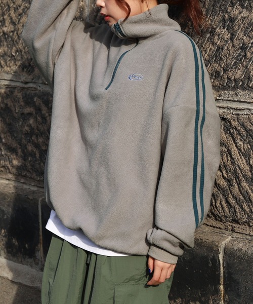 KANGOL（カンゴール）の「【KANGOL】 マイクロ フリース 袖ライン ラグラン 長袖 ハーフジップ プルオーバー スウェット / トレーナー（スウェット・レディース・ブラック×ホワイト/グレー系1/ブルー系/ホワイト×ブルー/ホワイト×ブラック/チャコールグレー×ブラック/ブラック×ブルー/ネイビー系/グレー系・MEDIUM/LARGE）」の22枚目の写真