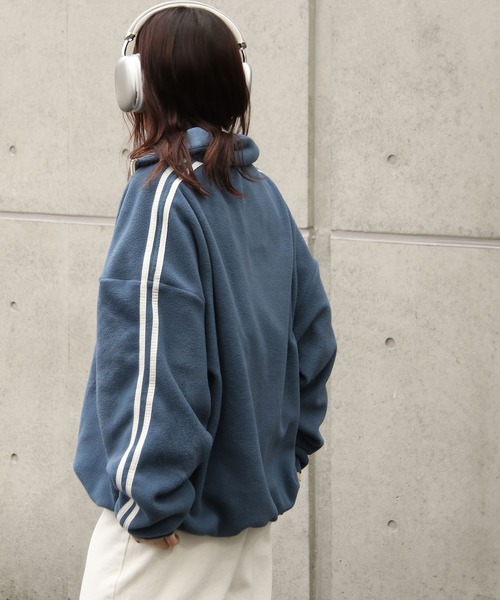 KANGOL（カンゴール）の「【KANGOL】 マイクロ フリース 袖ライン ラグラン 長袖 ハーフジップ プルオーバー スウェット / トレーナー（スウェット・レディース・ブラック×ホワイト/グレー系1/ブルー系/ホワイト×ブルー/ホワイト×ブラック/チャコールグレー×ブラック/ブラック×ブルー/ネイビー系/グレー系・MEDIUM/LARGE）」の15枚目の写真