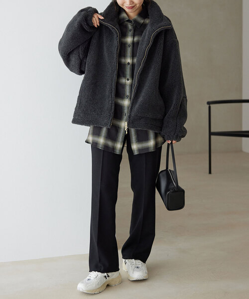 SLOBE IENA（スローブイエナ）の「《追加》SLOBE スクエアバッグ（ハンドバッグ・レディース・ブラック/ベージュ・FREE）」の4枚目の写真