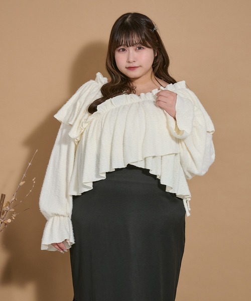 Louiosy(ルオシー)の「【大きいサイズ】キャンディースリーブクロストップス(シャツ/ブラウス・レディース・ブラック/アイボリー・3L/4L/X-LARGE)」の3枚目の写真