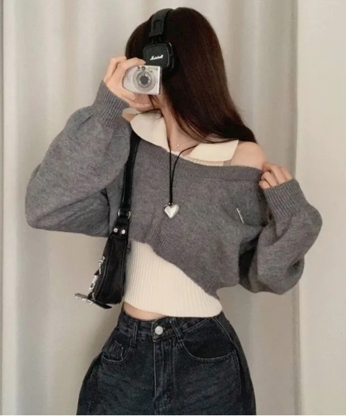 gossip!ロサンゼルス(ゴシップロサンゼルス)の「Y2K レイヤードニットセット【SET】(ニット/セーター・レディース・グレー/ブラック・FREE)」の20枚目の写真