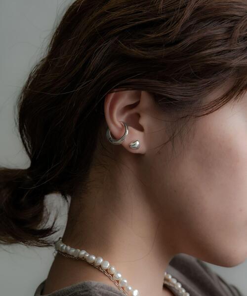 SMELLY(スメリー)の「SMELLY so’ grain pierce(ピアス(両耳用)・レディース・シルバー・-)」の2枚目の写真