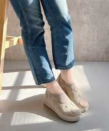 Gomu 56（ゴムゴム）の「洗える 超軽量 厚底 ドット ニットスニーカー（スニーカー）」