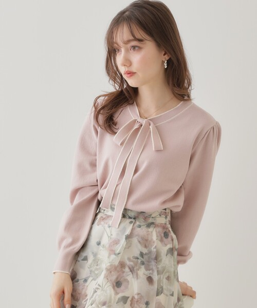 couture brooch(クチュールブローチ)の「【レディライクな華奢見せニット】配色ラインリボンタイニット(ニット/セーター・レディース・アイボリー/サンドベージュ/ブラック・38/42)」の20枚目の写真