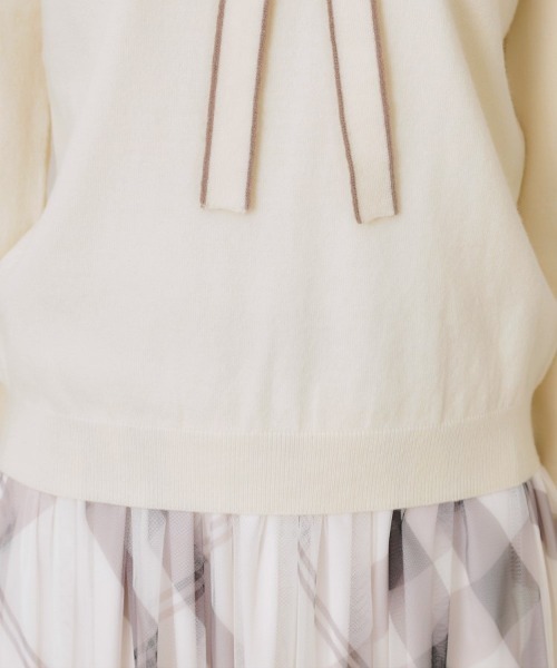 couture brooch(クチュールブローチ)の「【レディライクな華奢見せニット】配色ラインリボンタイニット(ニット/セーター・レディース・アイボリー/サンドベージュ/ブラック・38/42)」の18枚目の写真