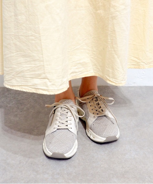 cava cava（サヴァサヴァ）の「ニットスニーカー　1320665（スニーカー・レディース・ホワイト/ブラック・L/M/LL/S）」の16枚目の写真