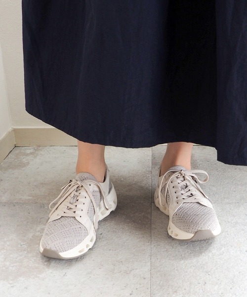 cava cava（サヴァサヴァ）の「ニットスニーカー　1320665（スニーカー・レディース・ホワイト/ブラック・L/M/LL/S）」の6枚目の写真