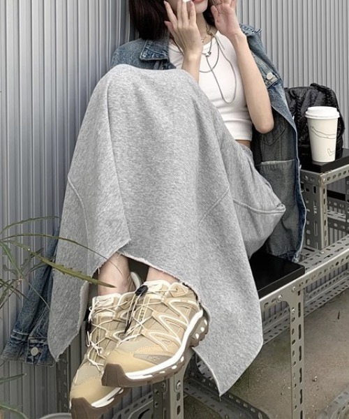 Per sist ence（パーシエンス）の「スリットスウェットスカート（スカート・レディース・ブラック/グレー・FREE）」の18枚目の写真