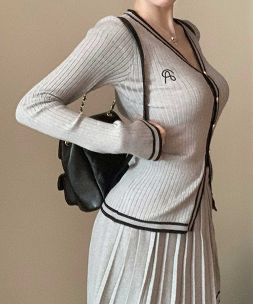 SPIGA（スピーガ）の「ﾗｲﾝ入りﾆｯﾄｶｰﾃﾞ+ﾌﾟﾘｰﾂSKｾｯﾄ（つなぎ/オールインワン・レディース・ブルー/グレー/ブラック・FREE）」の9枚目の写真