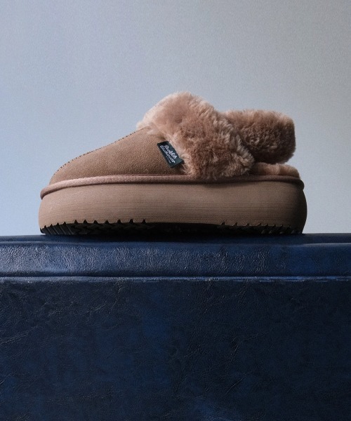 ROCKFISH WEATHERWEAR(ロックフィッシュウェザーウェア)の「CLOUDY FLATFORM FUR SLINGBACK(スリッポン・レディース・ブラック/モカ/ベージュ/ベージュ系/チョコ・23.0cm/24.0cm/25.0cm)」の3枚目の写真