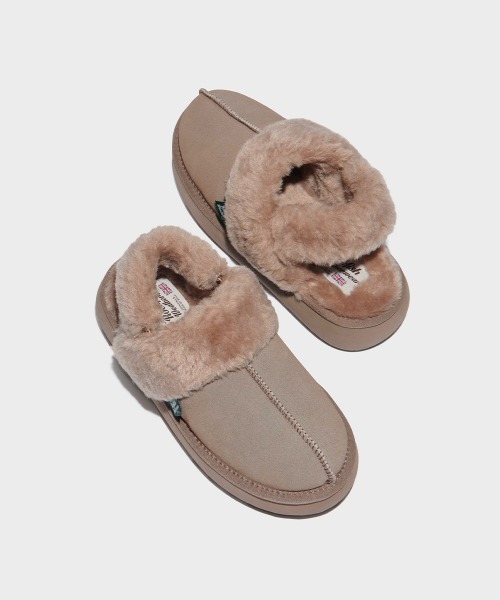 ROCKFISH WEATHERWEAR(ロックフィッシュウェザーウェア)の「CLOUDY FLATFORM FUR SLINGBACK(スリッポン・レディース・ブラック/モカ/ベージュ/ベージュ系/チョコ・23.0cm/24.0cm/25.0cm)」の16枚目の写真
