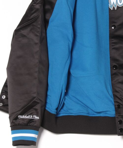 Mitchell&Ness(ミッチェル&ネス)の「【Mitchell&Ness/ミッチェルアンドネス】NBA LIGHTWEIGHT SATIN JACKET VINTAGE LOGO/ヴィンテージロゴジャケット/サテン(スタジャン・メンズ・E/B/A/D/C・XL/M/L)」の11枚目の写真