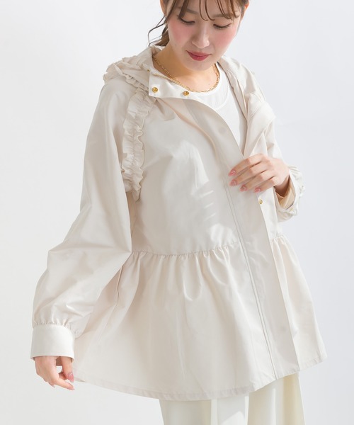 PICCIN（ピッチン）の「フリル付きフードマウンテンパーカー（マウンテンパーカー・レディース・ライトグリーン/アイボリー/ブラック・M）」の2枚目の写真