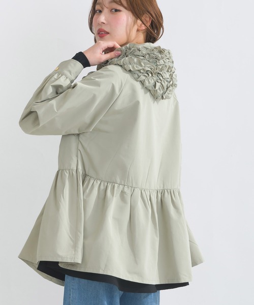 PICCIN（ピッチン）の「フリル付きフードマウンテンパーカー（マウンテンパーカー・レディース・ライトグリーン/アイボリー/ブラック・M）」の6枚目の写真