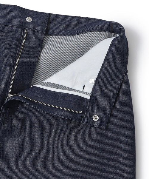 MACKINTOSH PHILOSOPHY（ﾏｯｷﾝﾄｯｼｭ ﾌｨﾛｿﾌｨｰ）の「GREY LABEL デニムロングスカート（デニムスカート・レディース・ダークネイビー/ホワイト・1/2）」の9枚目の写真