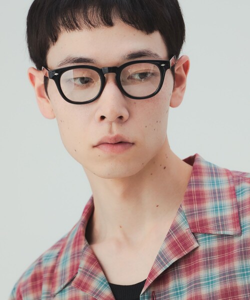 BEAMS HEART(ビームスハート)の「ボスリントン 調光 ファッショングラス(サングラス・メンズ・ブラック/ブラウン・ONE SIZE)」の15枚目の写真