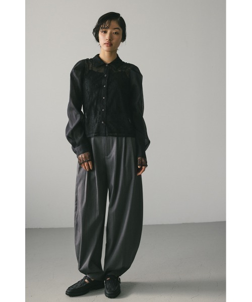 STYLEMIXER（スタイルミキサー）の「レースレイヤーシャツ（シャツ/ブラウス・レディース・ブラック/アイボリー・FREE）」の11枚目の写真