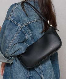【Ungrid/アングリッド】シンプルスムース　プレートチャーム付ワイドショルダーバッグ