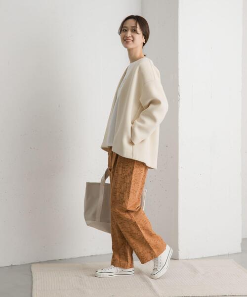 URBAN RESEARCH DOORS（アーバンリサーチドアーズ）の「ダンボールニットノーカラージャケット（ノーカラージャケット・レディース・アイボリー/ベージュ系その他・MEDIUM）」の13枚目の写真