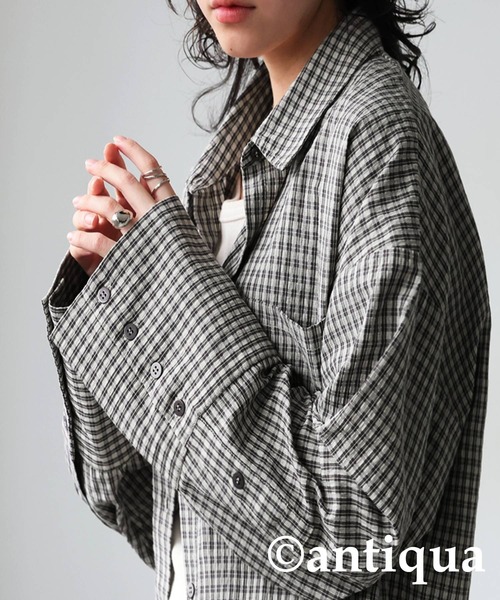 antiqua(アンティカ)の「ビッグカフスチェックシャツ(シャツ/ブラウス・レディース・ブラック/グリーン・ONESIZE)」の2枚目の写真