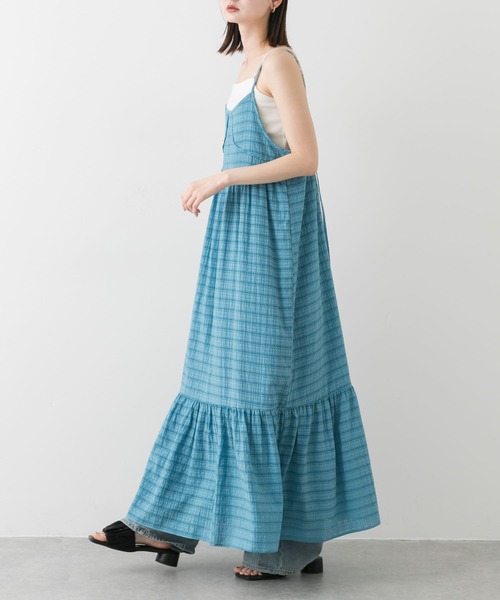 SENSE OF PLACE by URBAN RESEARCH（センスオブプレイスバイアーバンリサーチ）の「チェックジャガードキャミワンピース（ワンピース・レディース・アイボリー/ブラック/ブルー・S/ONE）」の3枚目の写真