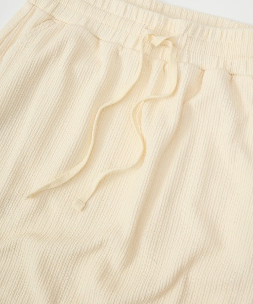 BILLABONG(ビラボン)の「BILLABONG レディース 【CHILLWEAR】 JACQUARD RIB LONG SKIRT スカート 【2025年春夏モデル】/ビラボンウエストゴムドローコード付きスリットロングスカート(スカート・レディース・ブラック/アイボリー/オレンジ系その他・MEDIUM)」の10枚目の写真