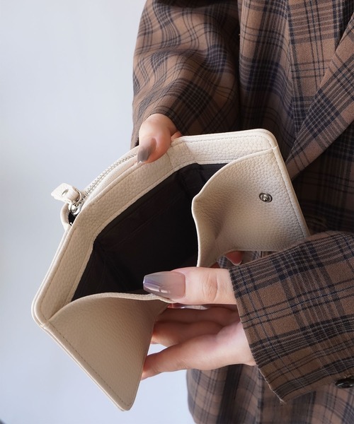 ammy.（エイミードット）の「【 ammy. / エイミードット 】 三つ折り 財布 / ミニ ウォレット（財布・レディース・グリーン/モカ/アイボリー/ブラック/ピンクベージュ/ブルー・FREE）」の12枚目の写真