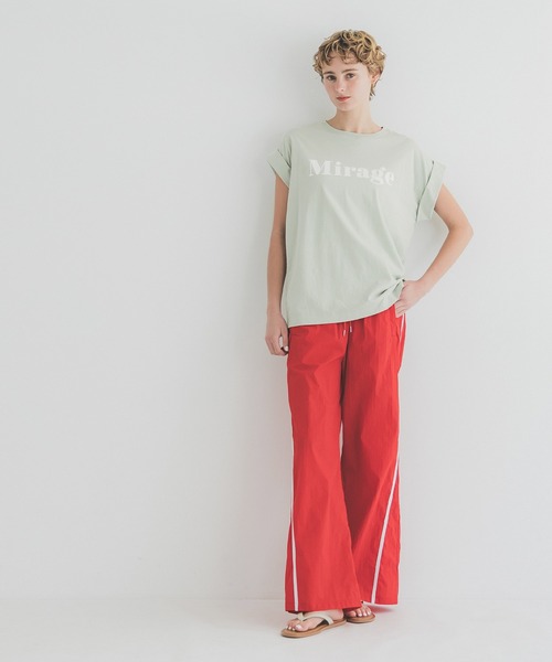 coca(coca)(コカ)の「フレンチスリーブロゴプリントTシャツ(Tシャツ/カットソー・レディース・グレイッシュベージュ/チャコール/A/B/オートミール/ラベンダー/ライトグリーン/アイボリー・S/M/L/XL)」の14枚目の写真