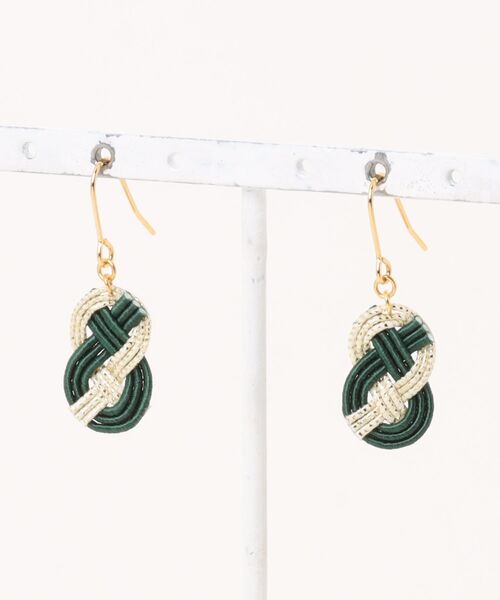 tone（トーン）の「【Shin】[Shin]水引あわじ結びピアス(MA)（ピアス（両耳用）・レディース・ダークブラウン/ブラウン/ブラウン系その他2/ブラウン系その他3/ブラウン系その他/ベージュ/グレー/ホワイト/ブルー/グリーン/ゴールド/ブラック/グリーン系3/パープル/ブラウン系2/ブラウン系/イエロー/グリーン系2/ブルー系その他/ワインレッド/ピンク・FREE）」の12枚目の写真
