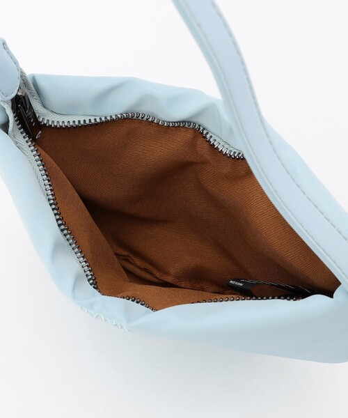 HVISK（ヴィスク）の「HVISK/ヴィスク HALO MATTE TWILL / 2WAY ワンハンドルバッグ / マットツイル ショルダーバッグ（ショルダーバッグ・レディース・サックスブルー・ONE SIZE）」の7枚目の写真