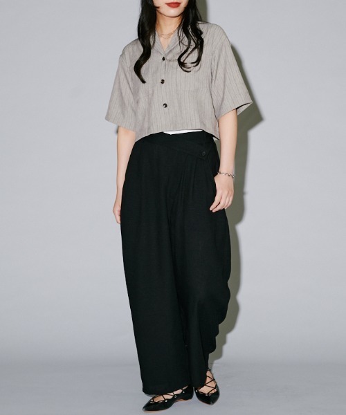 terrace（テラス）の「リネンライクアシメラップパンツ（チノパンツ・レディース・ブラック/グレー/キナリ・MEDIUM）」の2枚目の写真