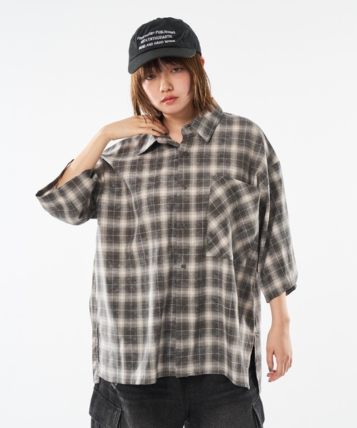 kutir(クティール)の「VINTAGEWASHED OMBRE CHECK SHIRT/ヴィンテージ加工オンブレチェックシャツ(シャツ/ブラウス・メンズ・ネイビー/ブラック/グレー・MEDIUM/LARGE)」の22枚目の写真
