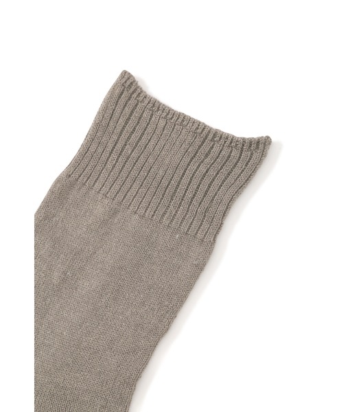 MARGARET HOWELL（マーガレットハウエル）の「LINEN PLAIN SOCKS（ソックス/靴下・メンズ・カーキ/ブラック/ベージュ系その他3・FREE）」の4枚目の写真