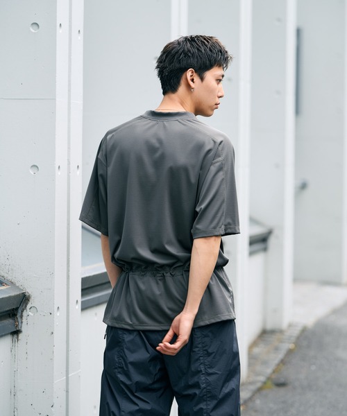 THE BOLDMAN(ザ ボールドマン)の「Drawcord Tee / ドローコードTシャツ(Tシャツ/カットソー・メンズ・ブラック/チャコールグレー・LARGE/MEDIUM)」の11枚目の写真