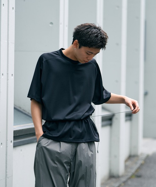 THE BOLDMAN(ザ ボールドマン)の「Drawcord Tee / ドローコードTシャツ(Tシャツ/カットソー・メンズ・ブラック/チャコールグレー・LARGE/MEDIUM)」の4枚目の写真